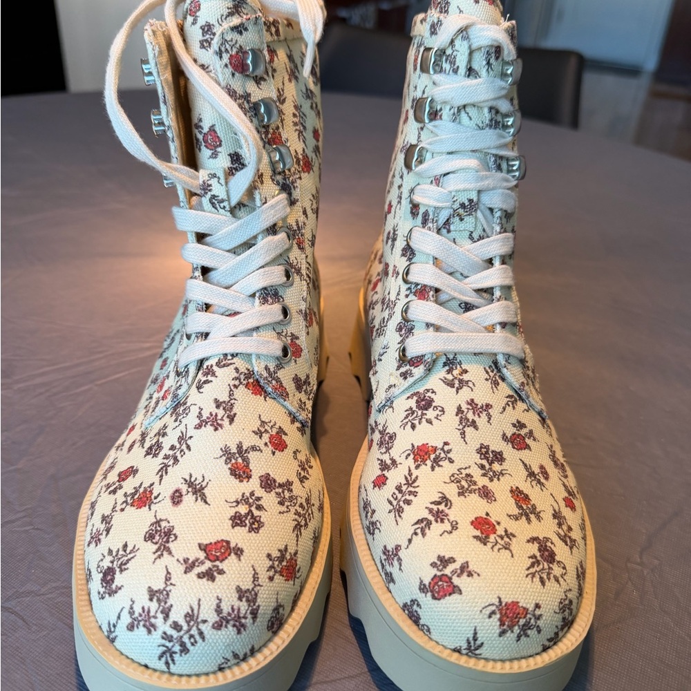 AEROSOLES Floral Print Lace-Up Boots